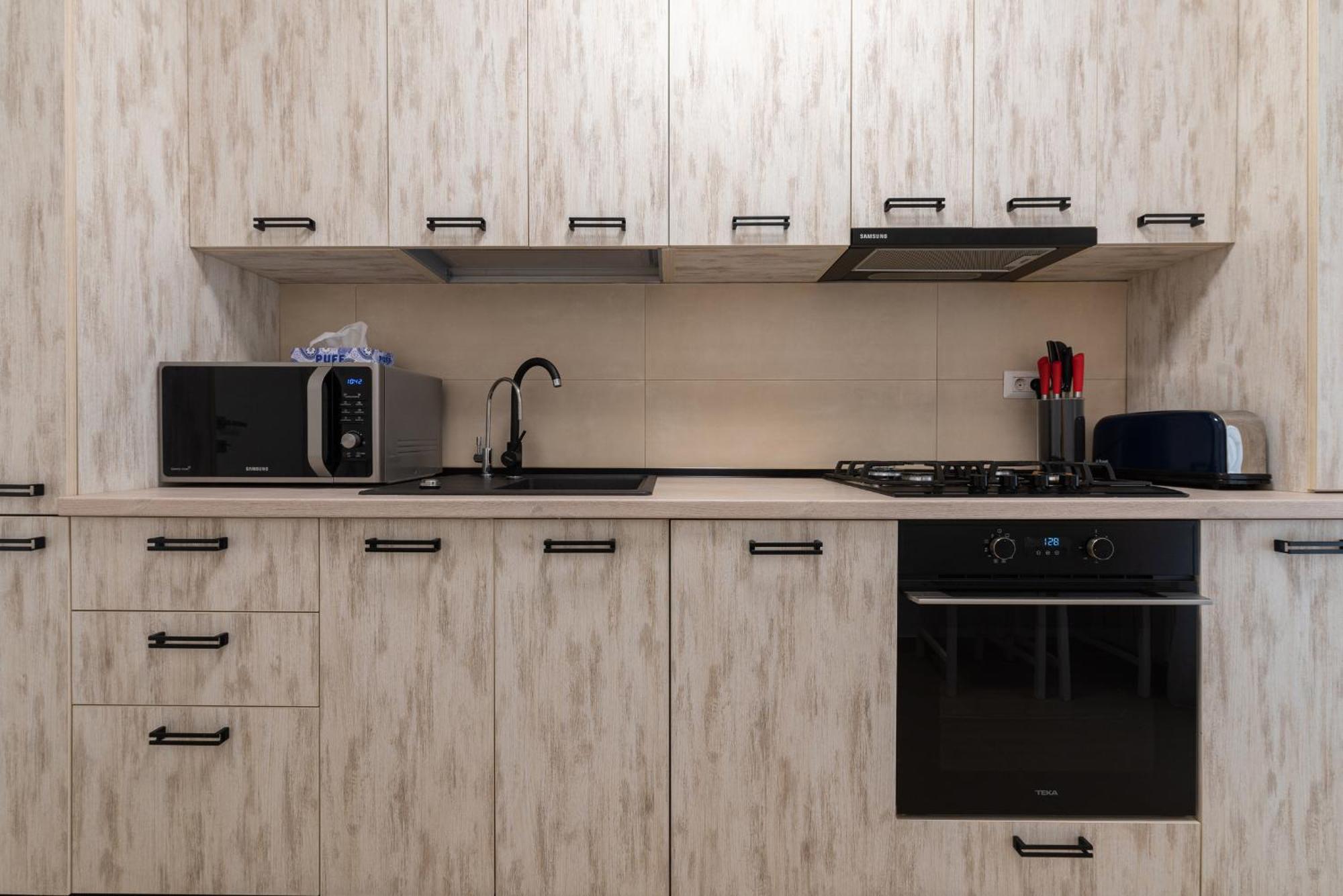 Ines - Modern 2Br Apartment With Garden Views Bucarest Esterno foto