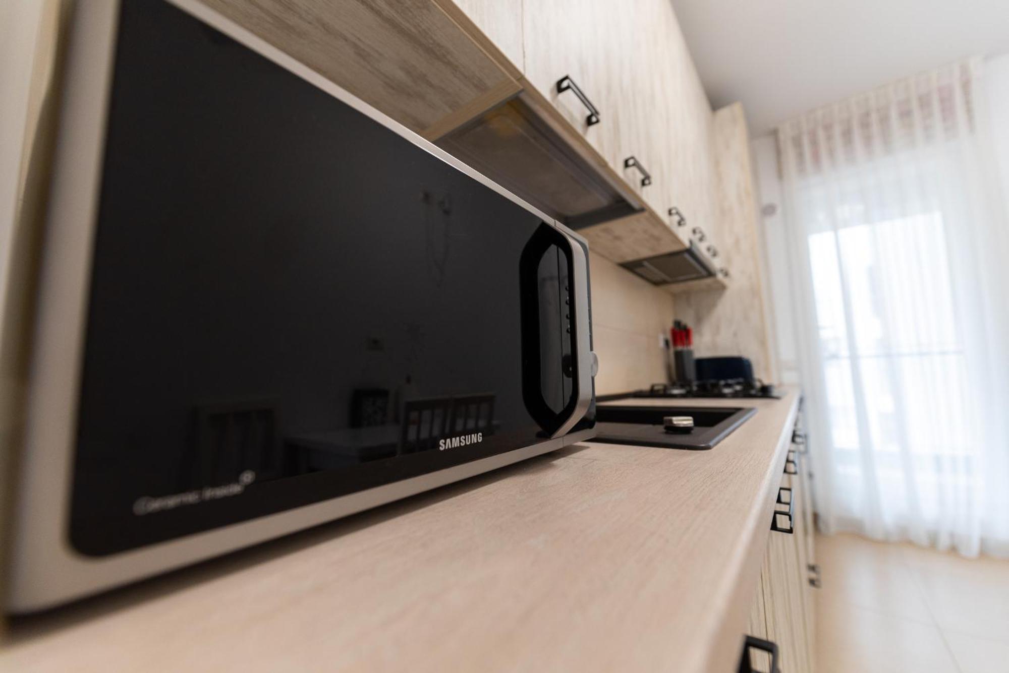 Ines - Modern 2Br Apartment With Garden Views Bucarest Esterno foto