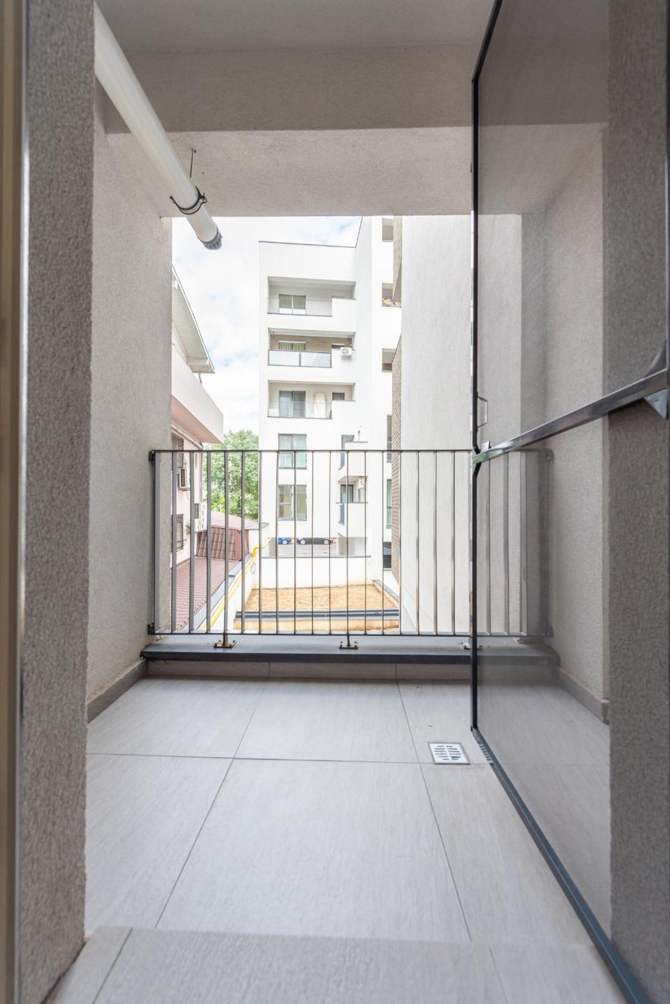 Ines - Modern 2Br Apartment With Garden Views Bucarest Esterno foto